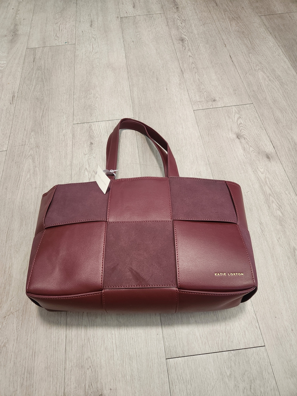 Katie Loxton Taya Woven Suedette Tote Bag in Cherry Burgundy NWT
​Category